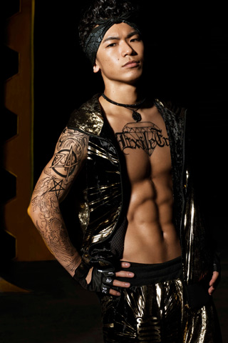 NAOTO クッション 24karats GOLD SOUL EXILE 『26karats GOLD