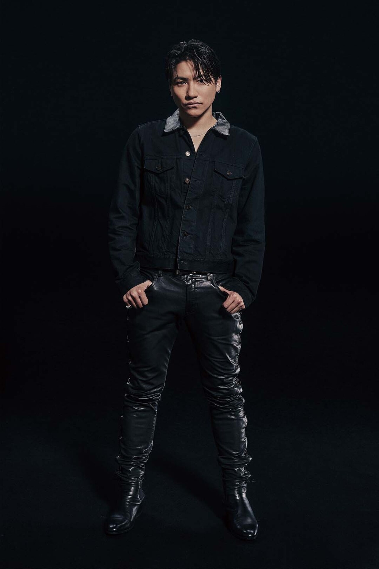 GENERATIONS from EXILE TRIBE 「チカラノカギリ」ARTIST PHOTOページ