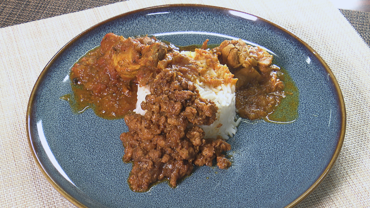 【オンラインショップ】 9/29(金)～販売開始!!】『ホリナツのカンムリ (仮)』にて カレー