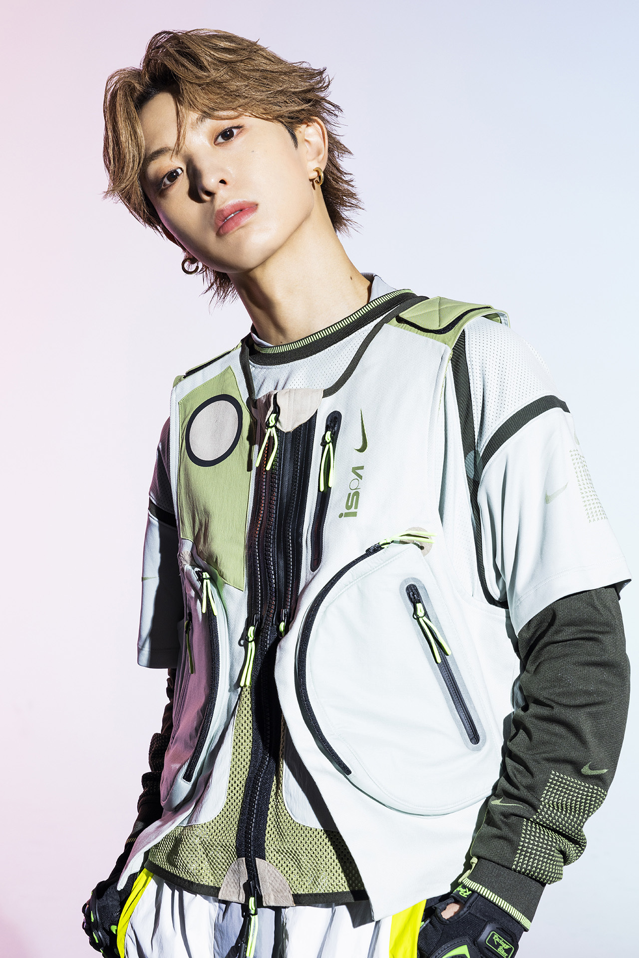 FANTASTICS from EXILE TRIBE『FANTASTIC ROCKET』ARTIST PHOTO