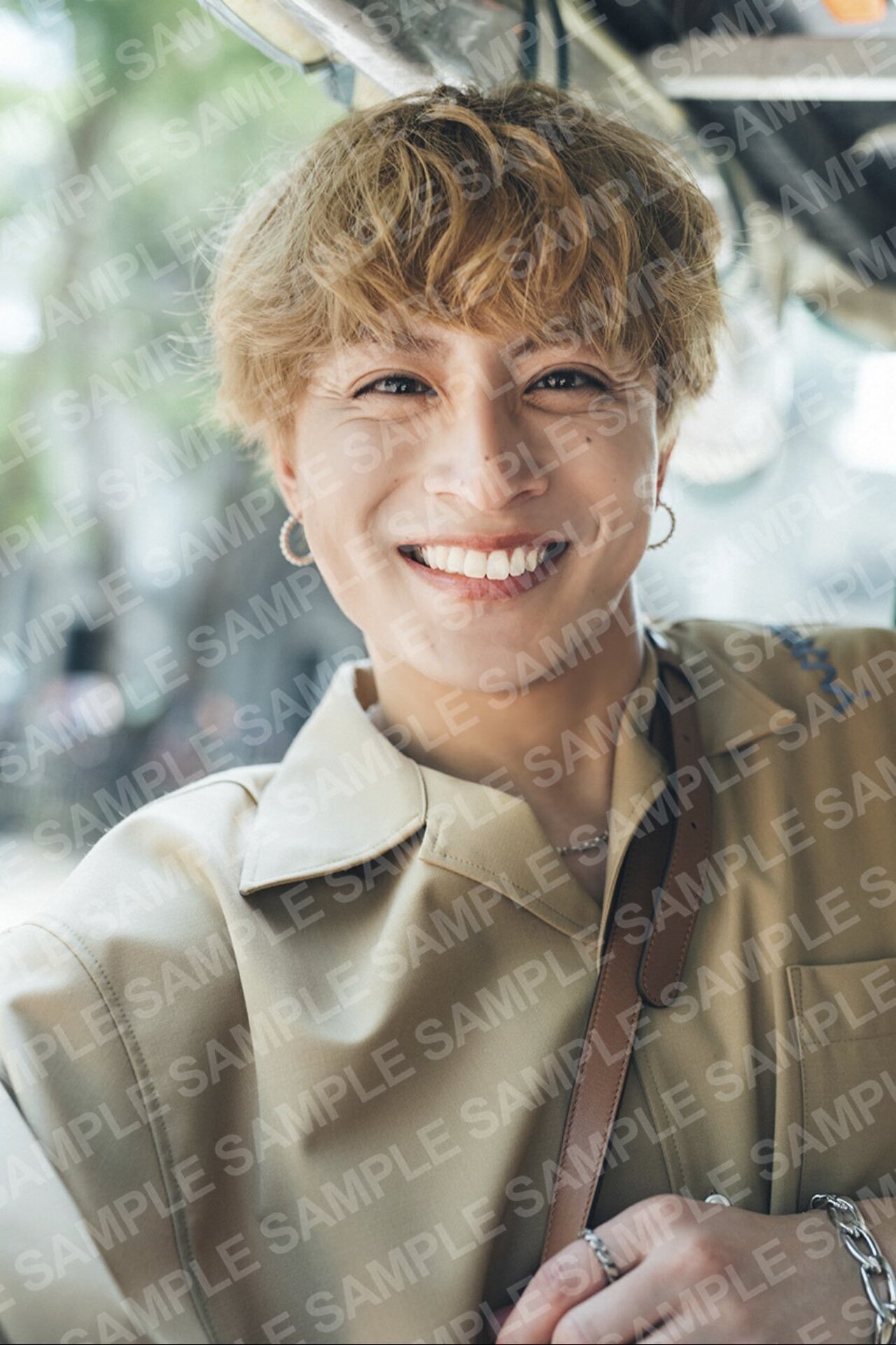 白濱亜嵐 レア 背景あり クリアチャーム トレカ絵柄解禁!!】白濱亜嵐 2nd 写真集『Hallelujah!!』2025/9