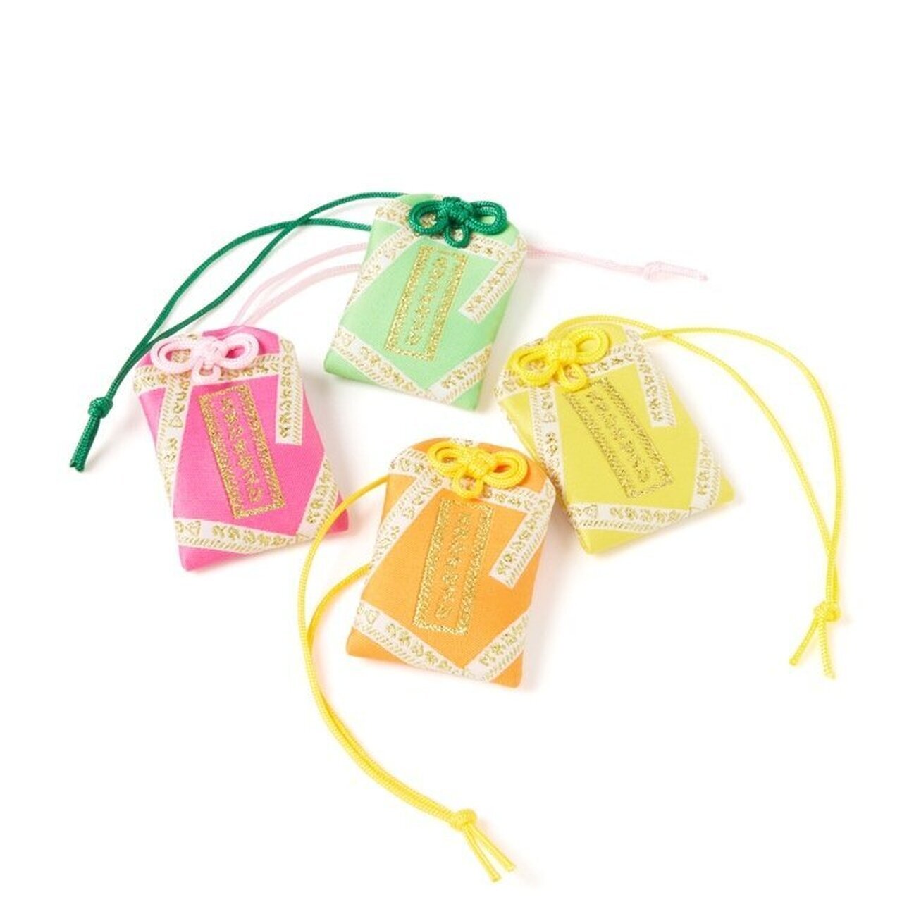 STUDIO SEVEN】新春記念アイテムとして福袋とお守り型キーホルダーが